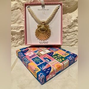 NWTIB House of Harlow 1960 gold toned metal scallop sea shell on crème silk cord